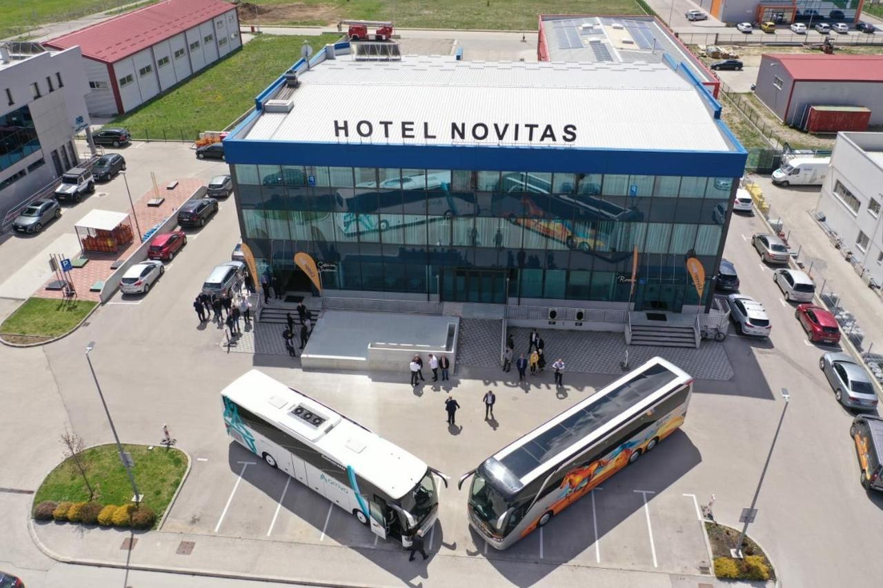 Hotel Novitas Livno Exterior foto